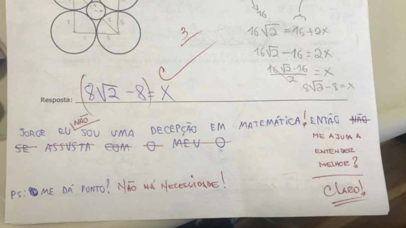 Professor que consolou aluna é exemplo no século 21, dizem educadores – UOL