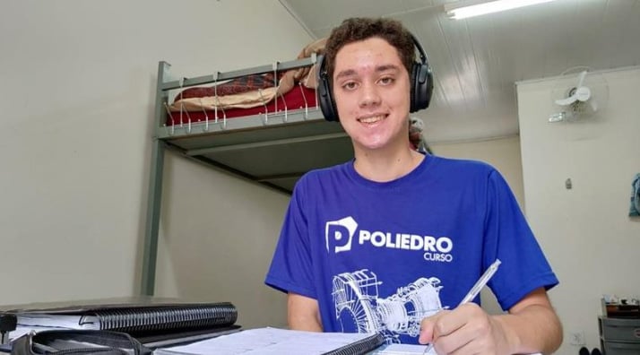 Com apenas 17 anos, estudante do Curso Poliedro é aprovado nos vestibulares do ITA, do IME e da AFA – Jornal Joseense