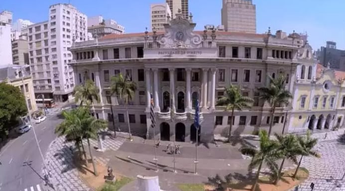 Cursinhos gratuitos: 9 opções oferecidas por faculdades da USP – Catraca Livre