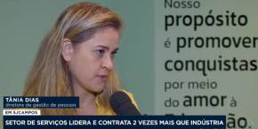 Setor de serviços contrata 2 vezes mais que indústria